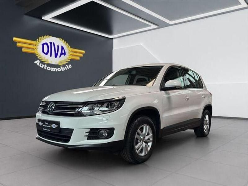 Weiß Gebraucht 2012 VW Tiguan Trendline SUV | 14.850 € (Etwas zu teuer) - Bild 1/4