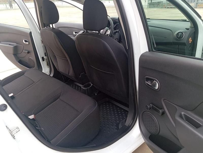 Gebraucht Dacia Logan MCV Lauréate 90 PS (66 kW) 2017 Weiß Kombi