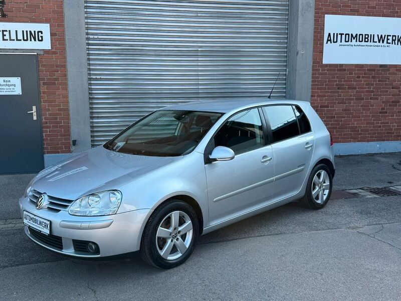 Silber Gebraucht 2008 VW Golf V United Limousine | 6.499 € (Teuer) - Bild 1/4