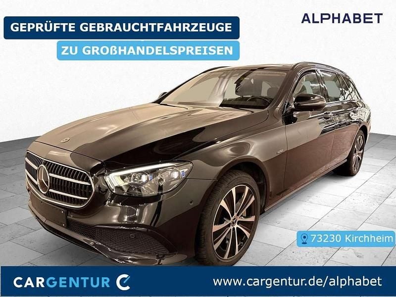Obsidianschwarz Gebraucht 2021 Mercedes E300 Avantgarde Kombi | 28.107 € (Superpreis) - Bild 1/2