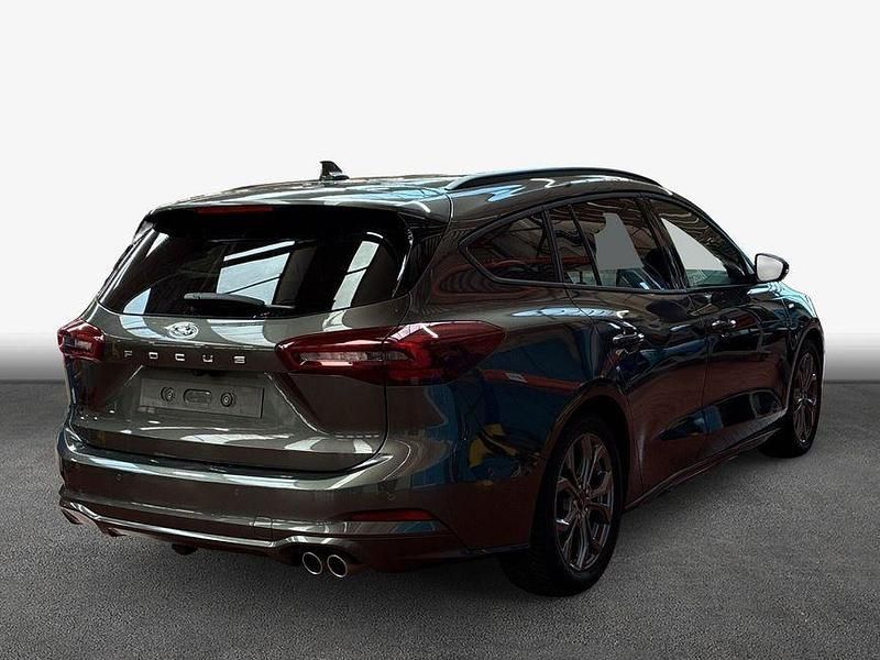 Gebraucht Ford Focus ST-Line X 125 PS (91 kW) 2024 Grau Limousine
