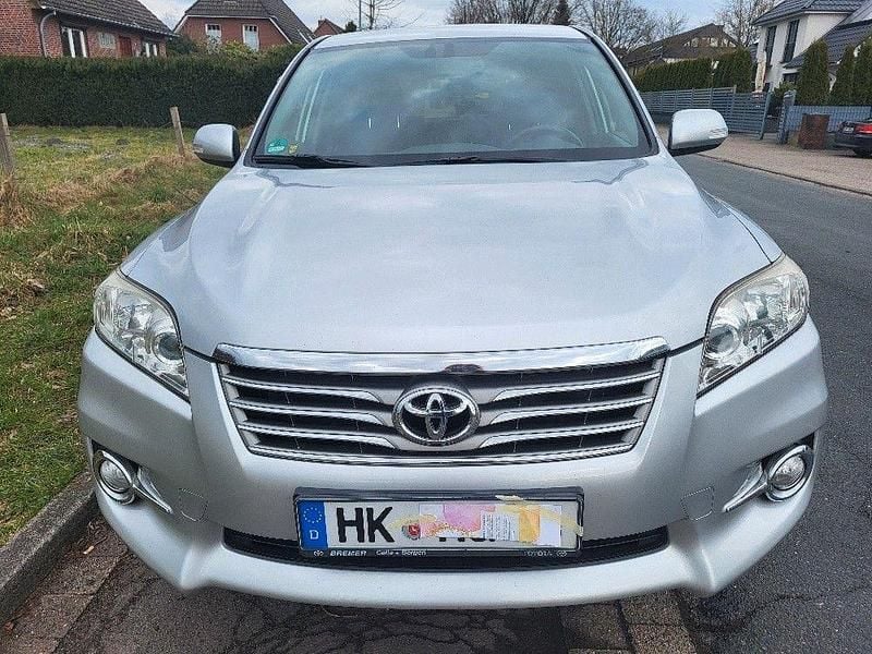 Gebraucht Toyota RAV4 150 PS (110 kW) 2010 Silber SUV