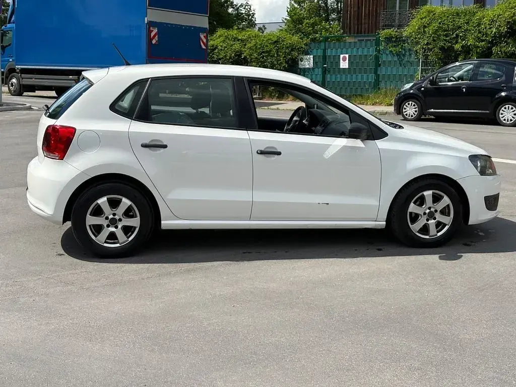 Gebraucht VW Polo 75 PS (55 kW) 2009 Weiß Kleinwagen