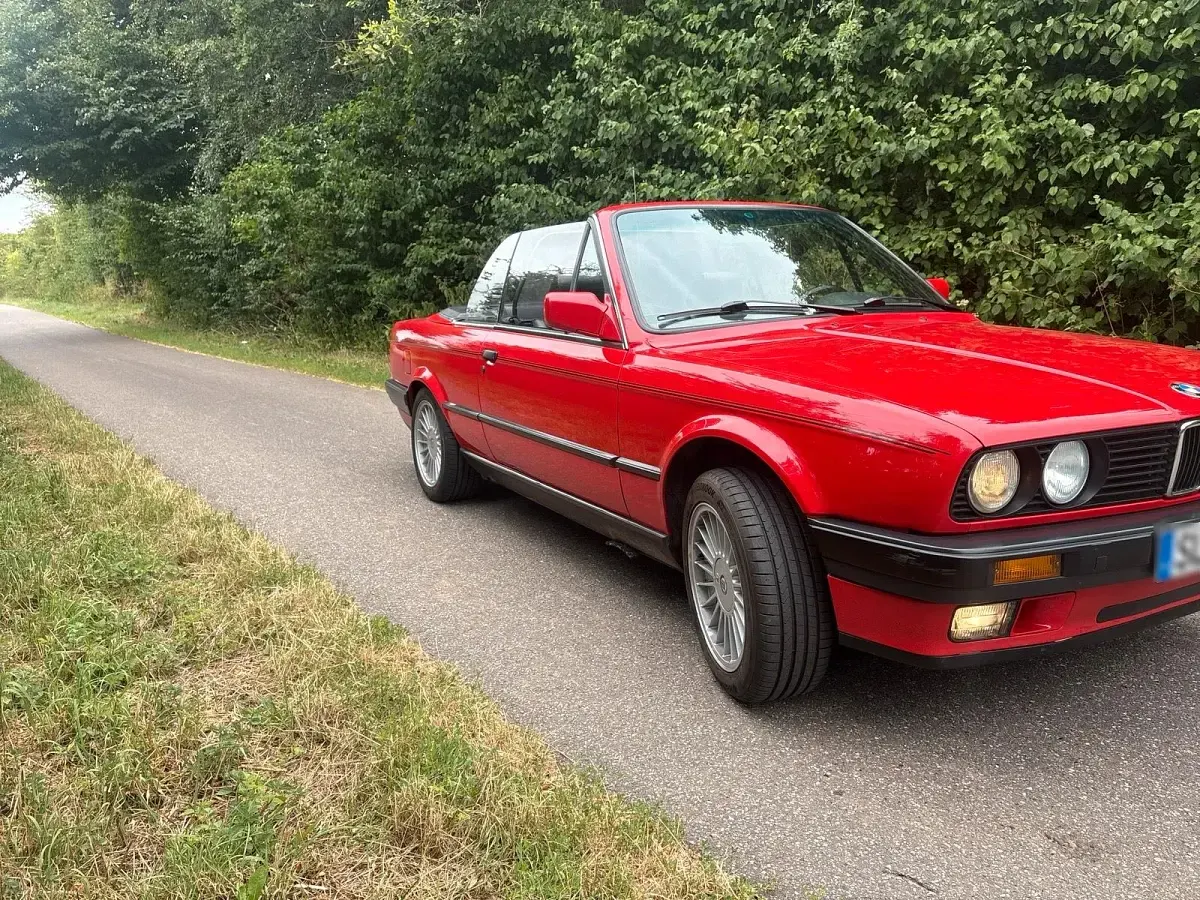 Gebraucht BMW 318 116 PS (85 kW) 1991 Rot Cabrio
