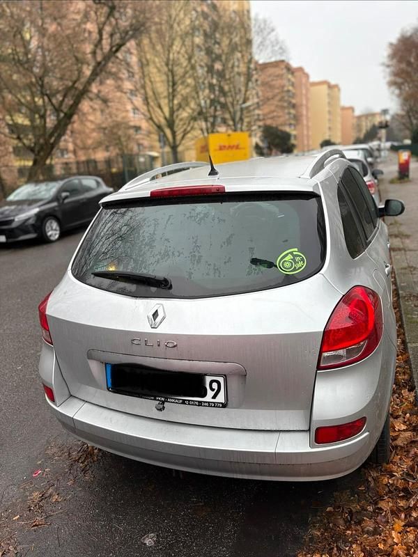 Silber Gebraucht 2009 Renault Clio GrandTour Kombi | 2.900 € - Bild 1/4