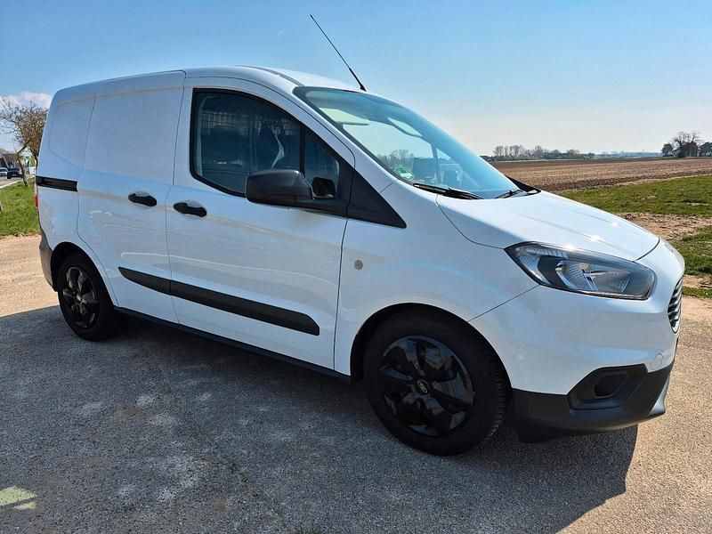 Second-hand Ford Transit 101 CP (74 kW) 2022 Alb Monovolum