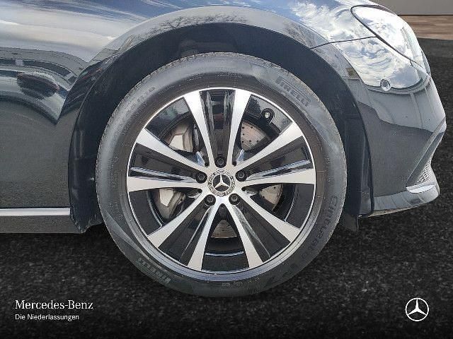 Gebraucht Mercedes E300 306 PS (225 kW) 2022