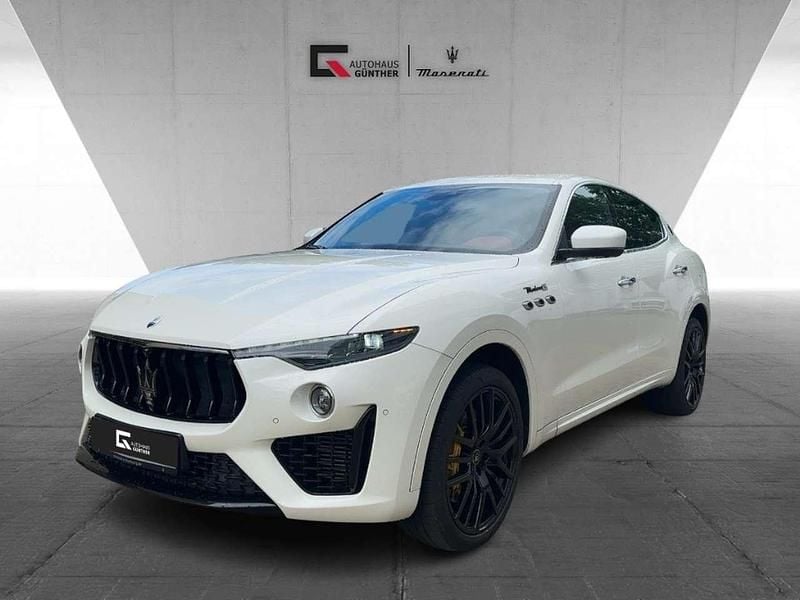 Nero ribelle Gebraucht 2022 Maserati Levante SUV | 69.900 € (Fairer Preis) - Bild 1/4