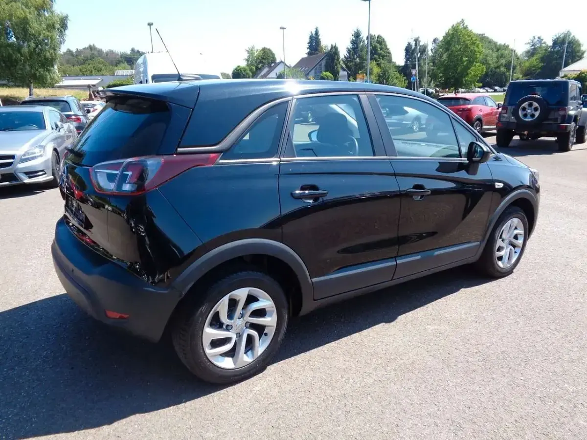 Gebraucht Opel Crossland X 120 PS (88 kW) 2019 Diamond black SUV