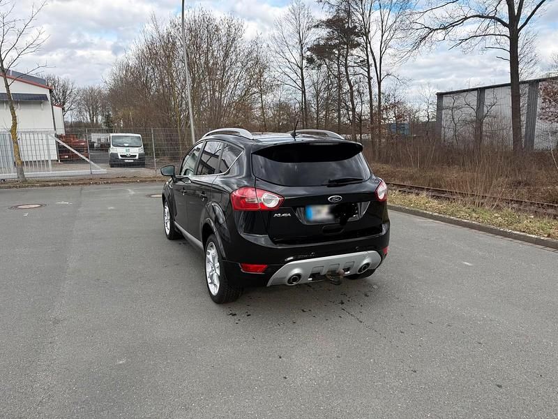 Gebraucht Ford Kuga Individual 163 PS (119 kW) 2012 Schwarz SUV