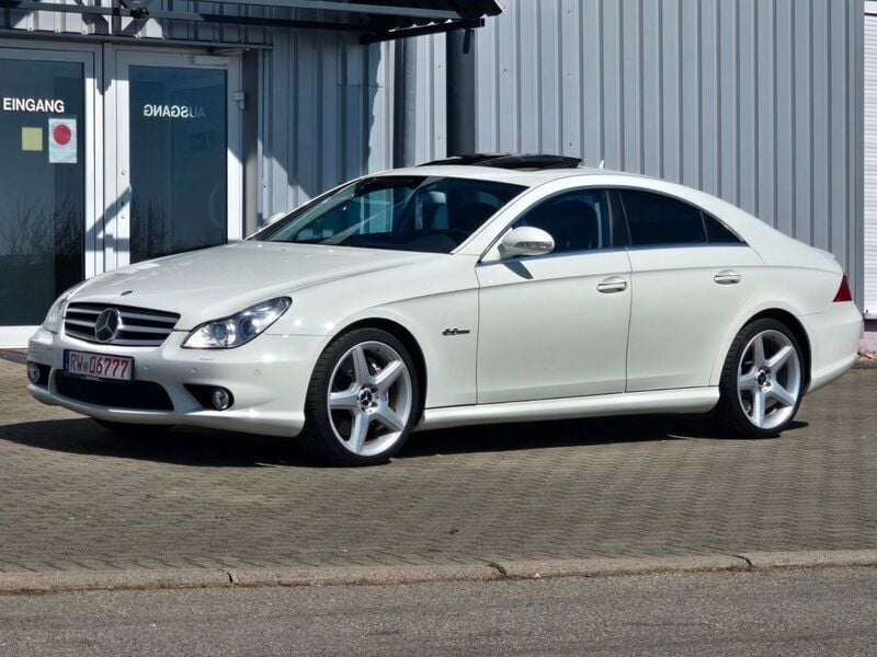 Calcitweiss unilack Gebraucht 2007 Mercedes CLS63 AMG AMG Coupé | 23.990 € (Superpreis) - Bild 1/4