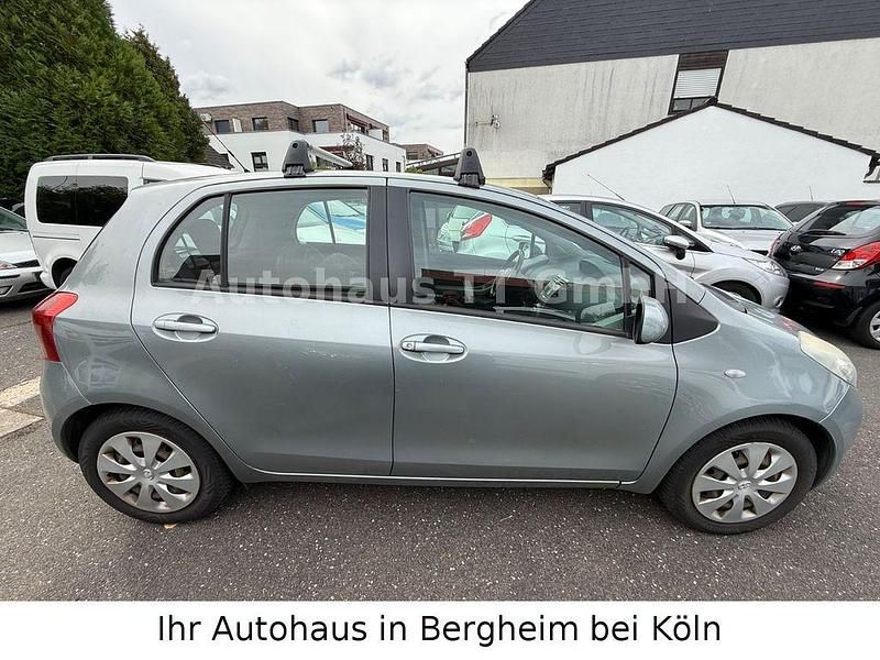 Gebraucht Toyota Yaris 87 PS (63 kW) 2007 Grau Limousine