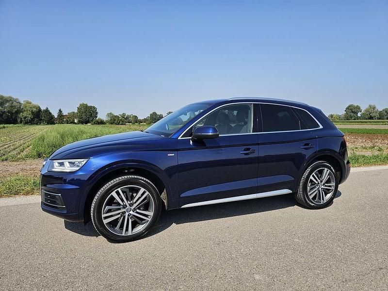 Blau Gebraucht 2019 Audi Q5 Sport SUV | 29.500 € (Guter Preis) - Bild 1/4