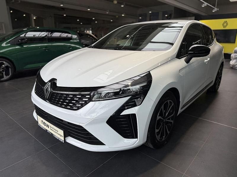 Gebraucht Renault Clio V Techno 90 PS (66 kW) 2024 Weiß Limousine