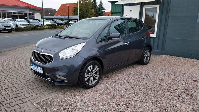 Grau Gebraucht 2016 Kia Venga DREAM-TEAM Edition Kleinwagen | 9.999 € (Fairer Preis) - Bild 1/4