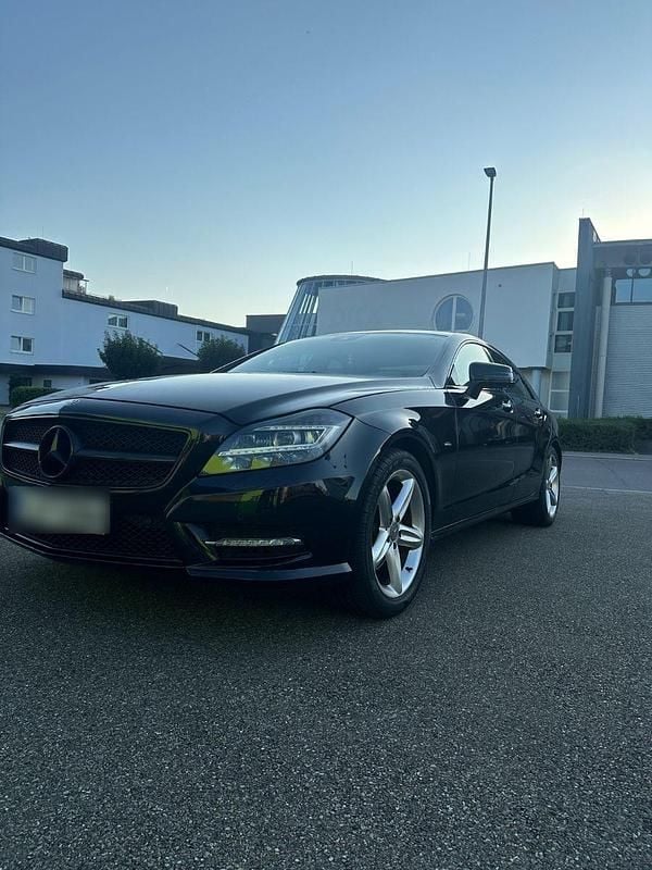 Schwarz Gebraucht 2011 Mercedes CLS350 AMG Coupé | 16.000 € (Fairer Preis) - Bild 1/4