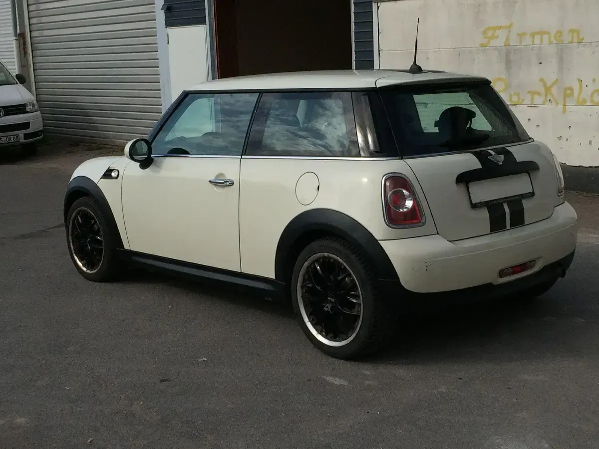 Gebraucht Mini ONE 75 PS (55 kW) 2012 Beige Kleinwagen