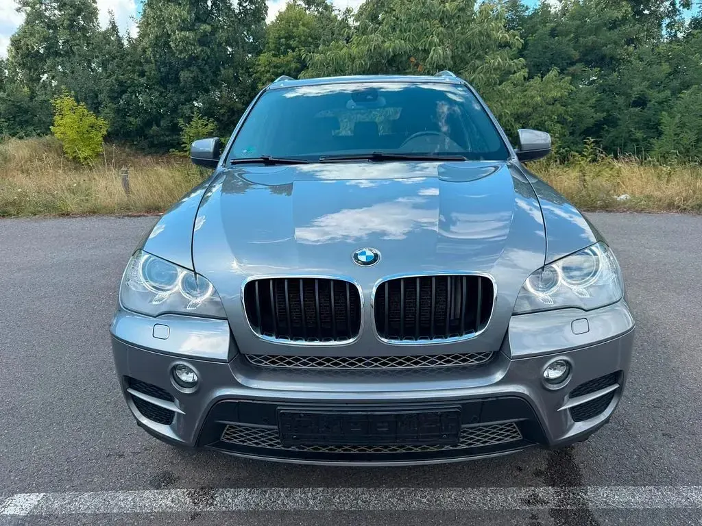 Gebraucht BMW X5 Sport Line 245 PS (180 kW) 2013 Grau SUV