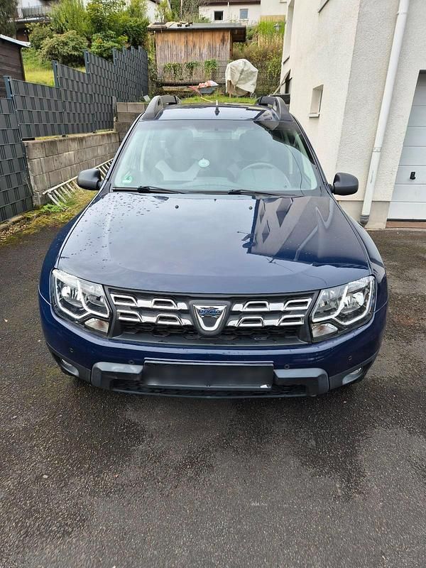 Violet Gebraucht 2016 Dacia Duster SUV | 6.350 € (Superpreis) - Bild 1/4