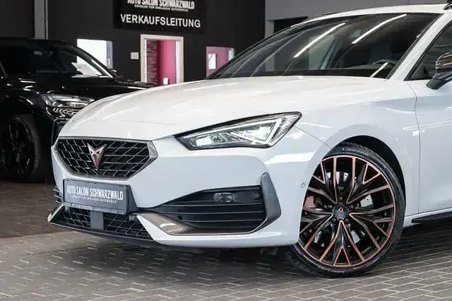 Gebraucht Audi RS3 Ambiente 287 PS (211 kW) 2022 Weiss Limousine