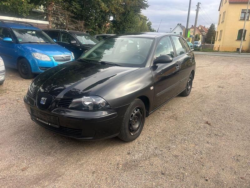 Schwarz Gebraucht 2004 Seat Ibiza Limousine | 1.200 € (Fairer Preis) - Bild 1/4