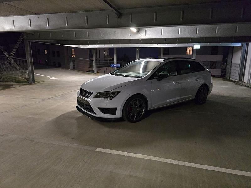 Gebraucht Seat Leon ST CUPRA 280 PS (205 kW) 2015 Grau Kombi