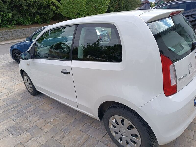 Weiß Gebraucht 2015 Skoda Citigo Cool Edition Kleinwagen | 3.750 € (Guter Preis) - Bild 1/4