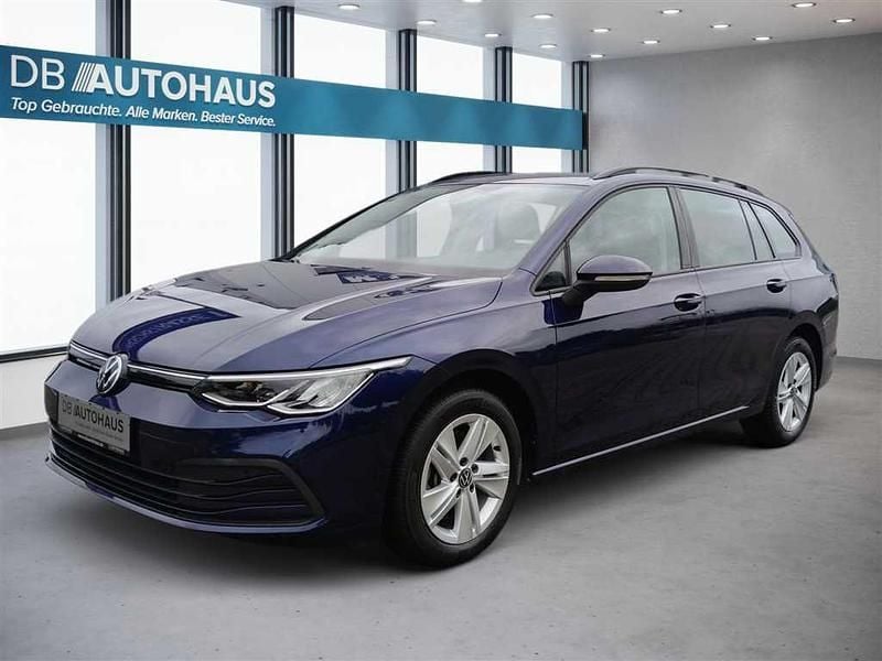 Blau Gebraucht 2023 VW Golf VIII Life Kombi | 20.310 € (Guter Preis) - Bild 1/4