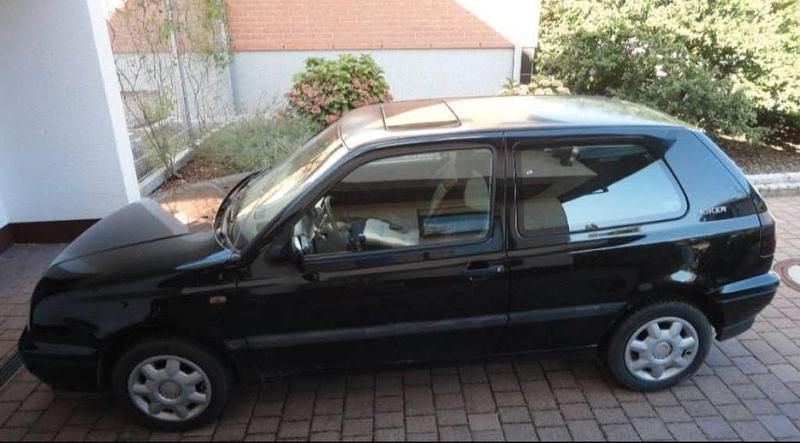 Gebraucht VW Golf III 60 PS (44 kW) 1997 Schwarz Limousine