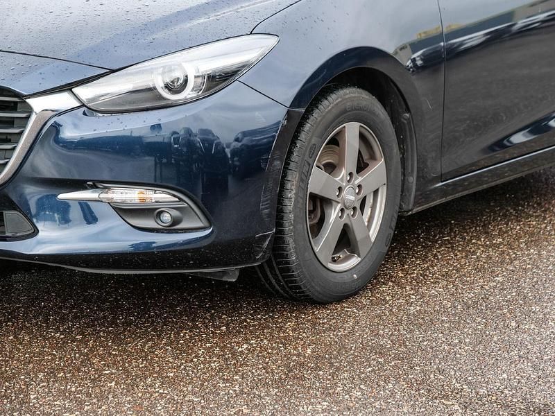 Gebraucht Mazda 3 Exclusive-Line 165 PS (121 kW) 2017 Blau Kleinwagen