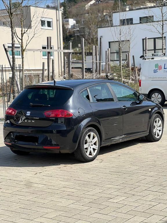 Gebraucht Seat Leon Style 105 PS (77 kW) 2010 Schwarz Kleinwagen
