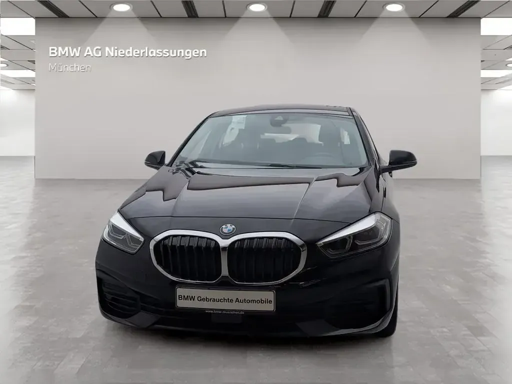 Gebraucht BMW 118 136 PS (100 kW) 2023 Schwarz Limousine