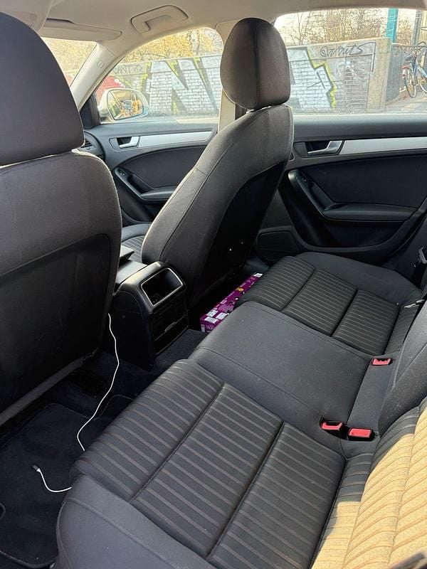 Gebraucht Audi A4 120 PS (88 kW) 2009 Silber Limousine