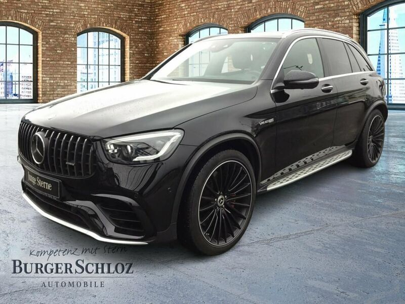 Unilack schwarz Gebraucht 2021 Mercedes GLC63 AMG AMG SUV | 63.800 € (Fairer Preis) - Bild 1/4