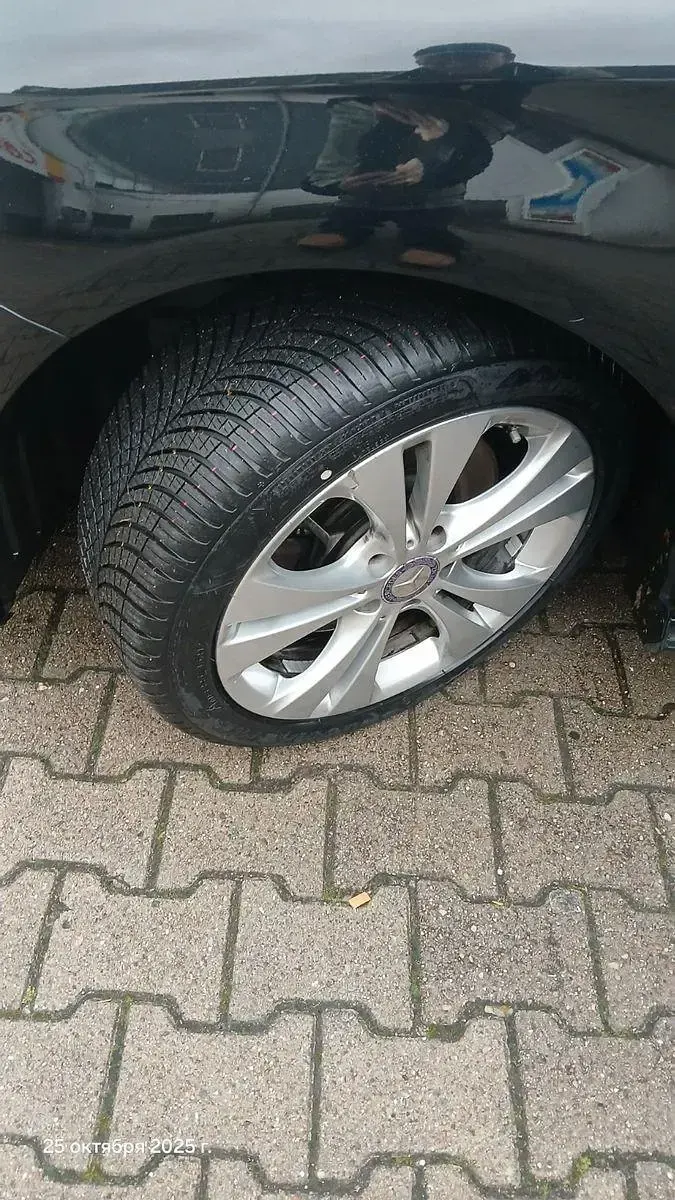 Gebraucht Mercedes B250 211 PS (155 kW) 2015 Schwarz Kleinwagen