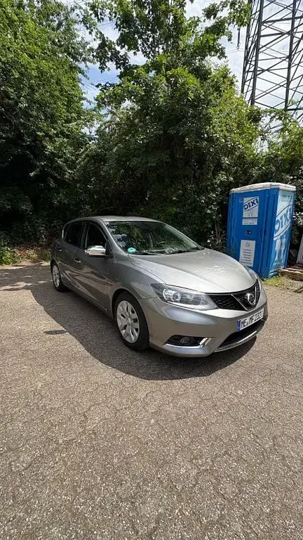 Gebraucht Nissan Pulsar Tekna 190 PS (139 kW) 2015 Grau Kleinwagen