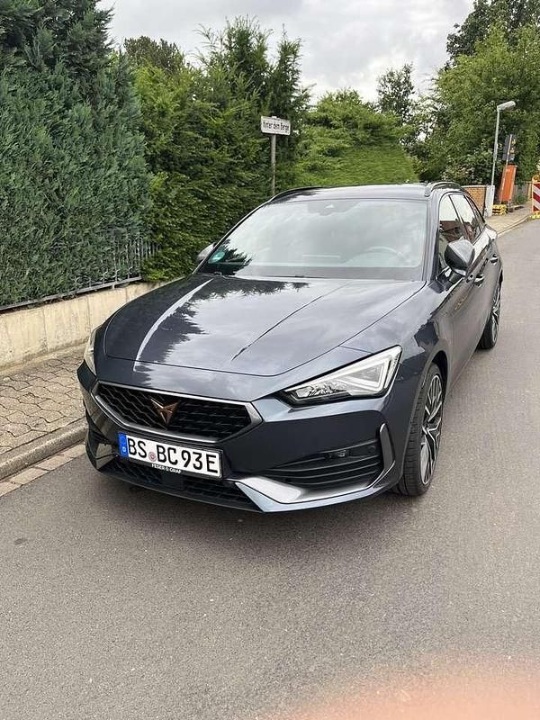 Gebraucht Cupra Leon VZ 204 PS (150 kW) 2021 Grau Kombi