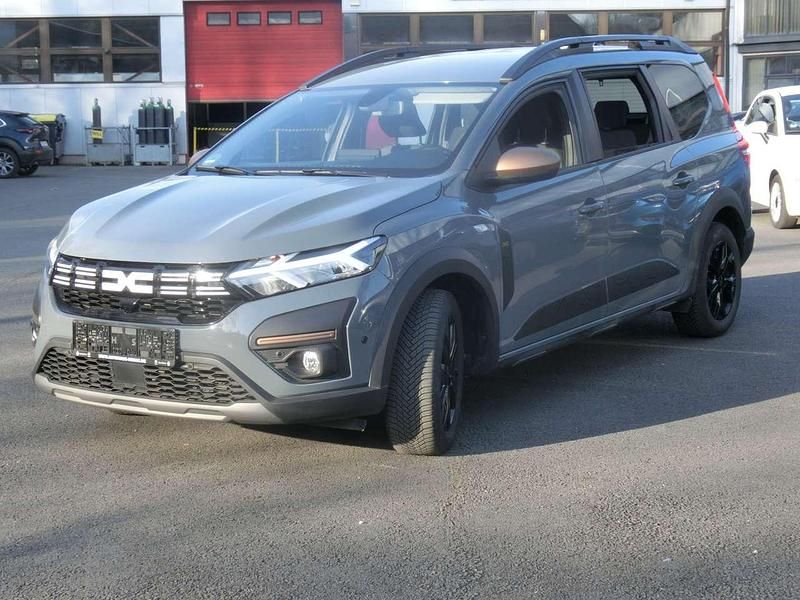 Gebraucht Dacia Jogger Extreme 91 PS (66 kW) 2024 Asphalt  grau  uni Van / Kleinbus