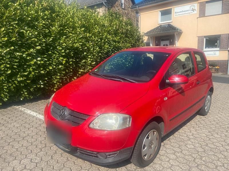 Usado VW Fox 54 HP (39 kW) 2007 Vermelho Citadino