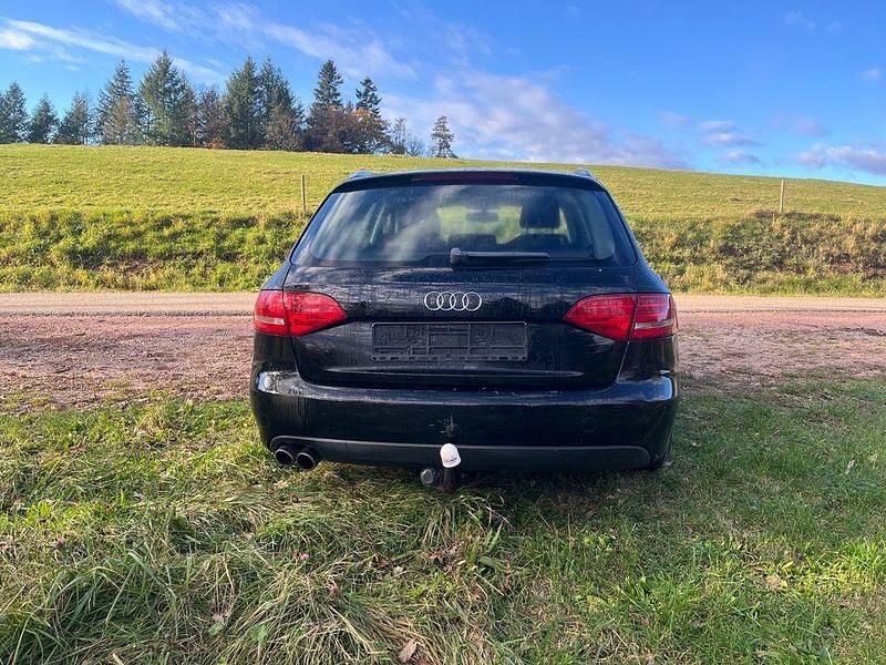 Gebraucht Audi A4 Ambition 160 PS (117 kW) 2008 Schwarz Kombi