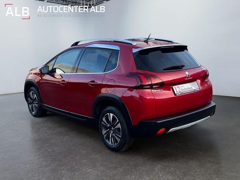 Gebraucht Peugeot 2008 Allure 110 PS (80 kW) 2017 Rot SUV