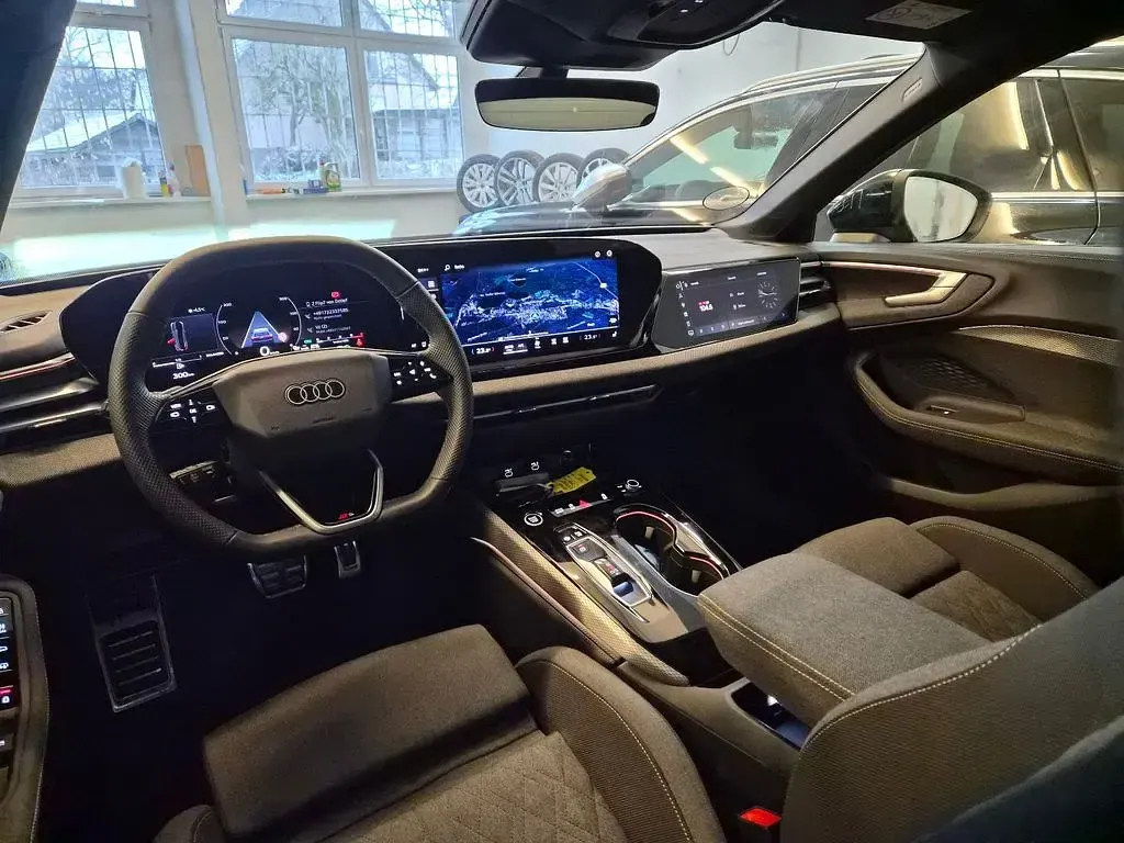 Używany Audi A5 S-Line 204 KM (150 kW) 2025 Czarny Kombi
