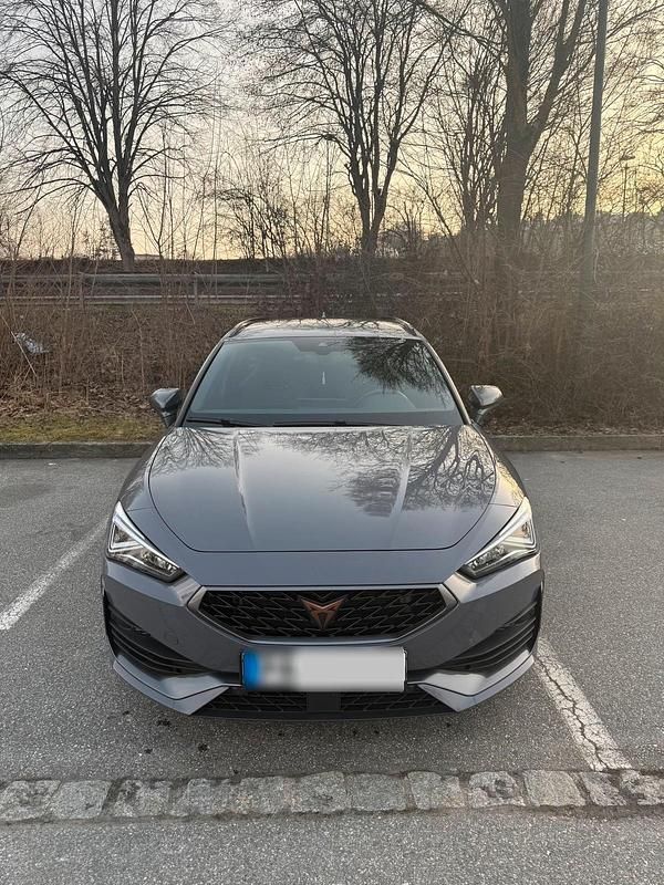 Gebraucht Cupra Leon VZ 310 PS (228 kW) 2022 Grau Kombi