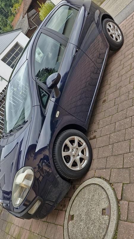 Blau Gebraucht 2011 Fiat Punto Kleinwagen | 3.500 € (Guter Preis) - Bild 1/4