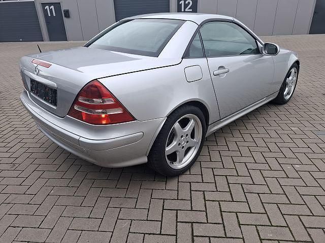 Gebraucht Mercedes SLK320 Edition 218 PS (160 kW) 2000 Silber Cabrio