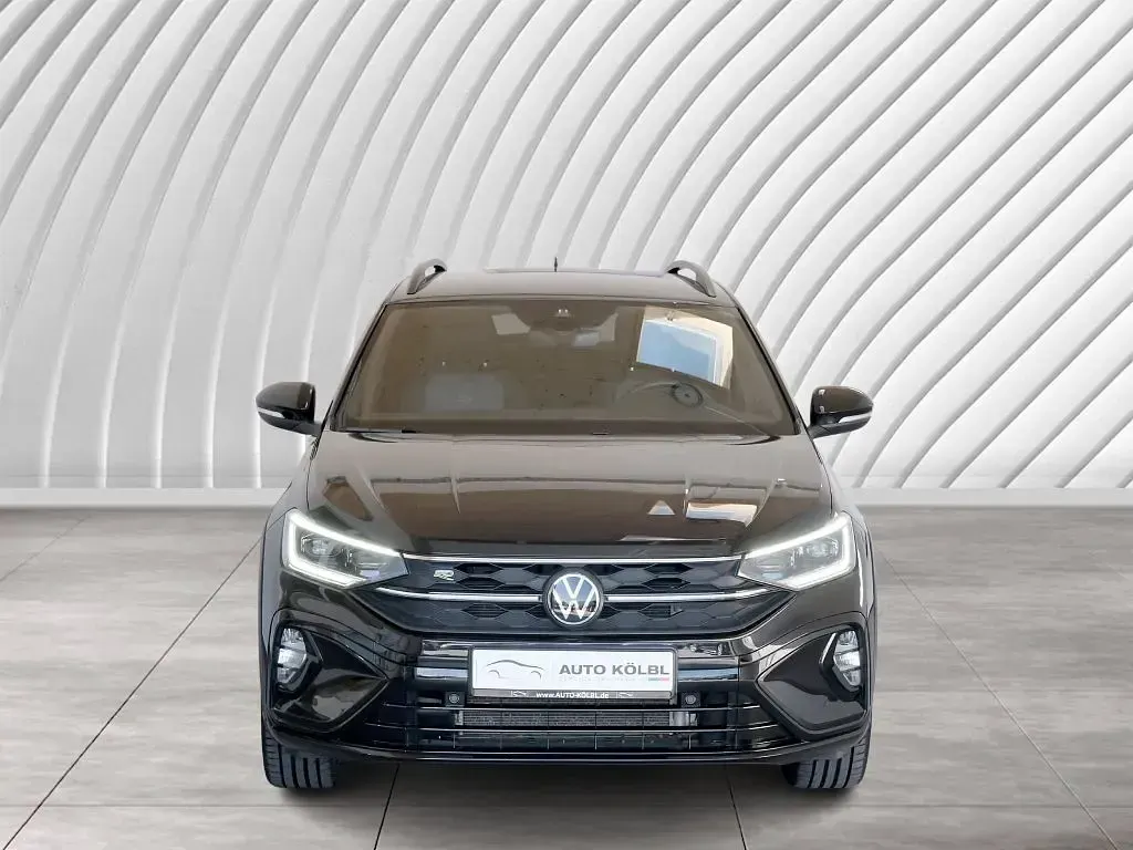 Gebraucht VW Taigo R-line 150 PS (110 kW) 2023 Deep black perleffekt SUV