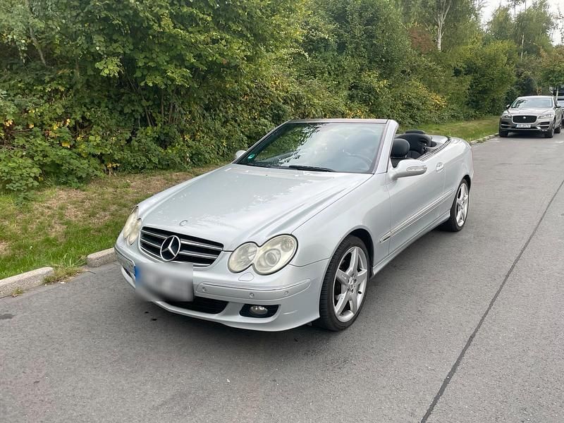 Silber Gebraucht 2006 Mercedes CLK280 Cabrio | 6.200 € - Bild 1/4