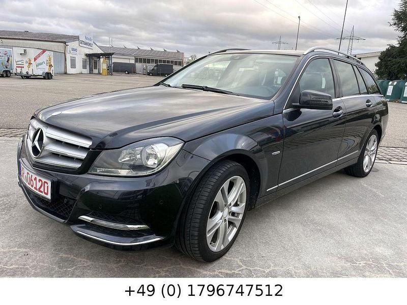 Gebraucht Mercedes C200 Avantgarde 136 PS (100 kW) 2011 Schwarz Limousine
