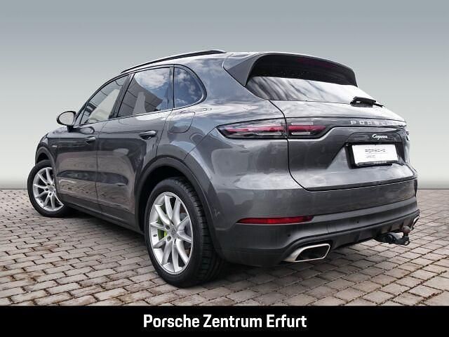 Gebraucht Porsche Cayenne E-Hybrid 462 PS (339 kW) 2021 Quarzitgraumetallic SUV