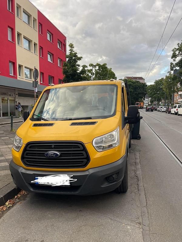 Gelb Gebraucht 2015 Ford Transit Van / Kleinbus | 11.000 € (Fairer Preis) - Bild 1/4